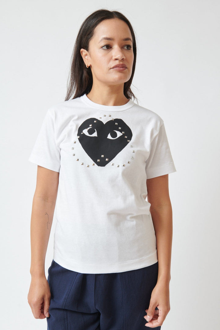 Amanda wearing Comme des Garçons PLAY Logo Heart Print Studded Tee front view