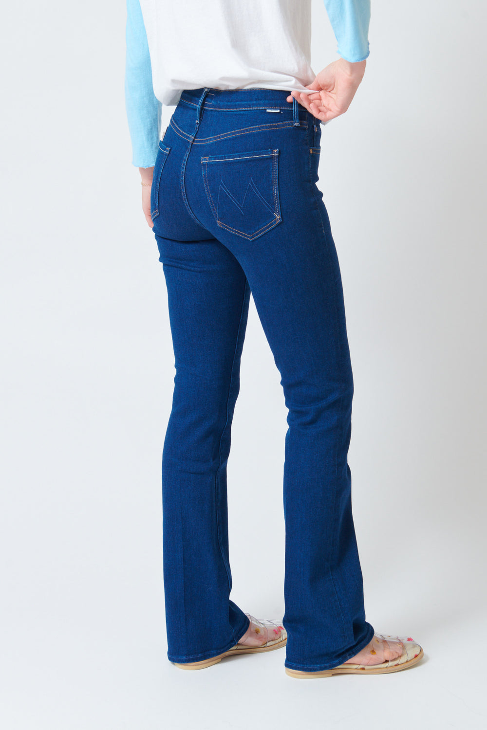 Madi wearing Mother Denim The Outsider Sneak rear view