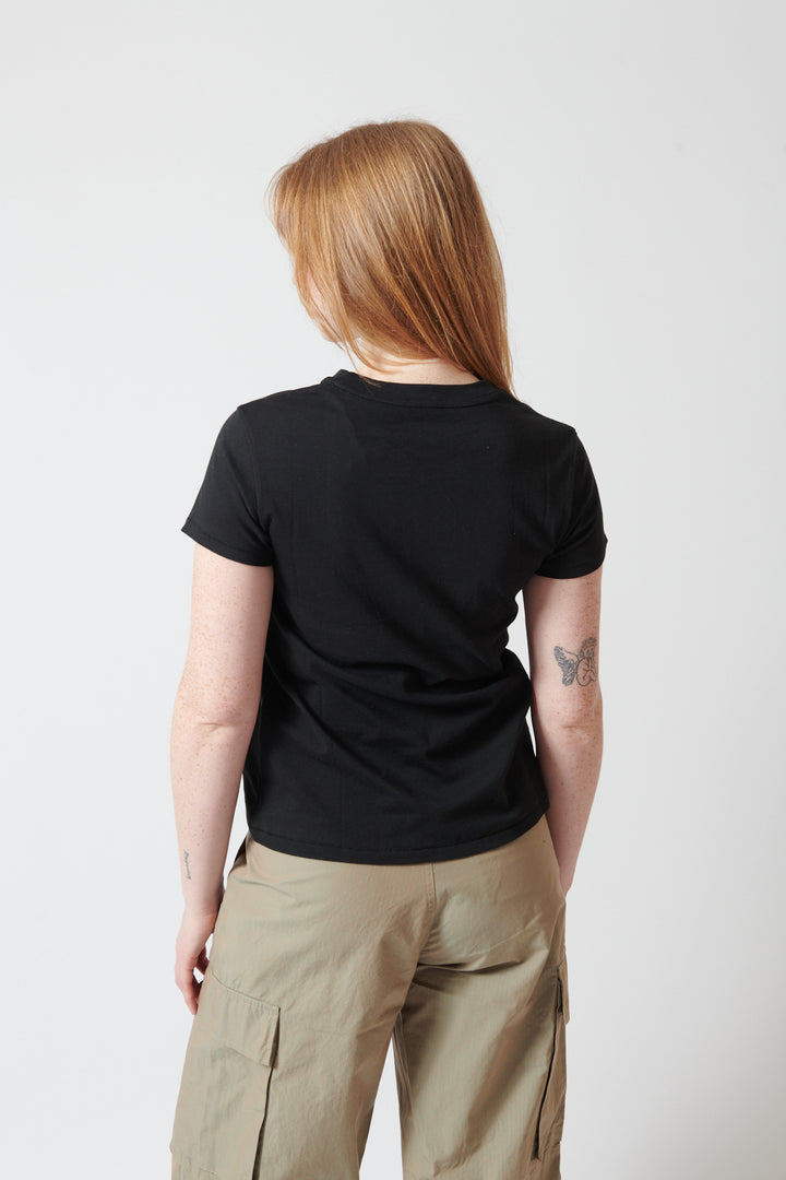 Waverly wearing 6397 Mini Boy Tee Jet rear view