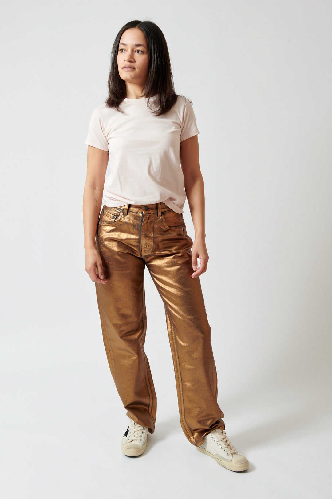 Amanda wearing 6397 Coated Pitched Baggy450 Jean front view