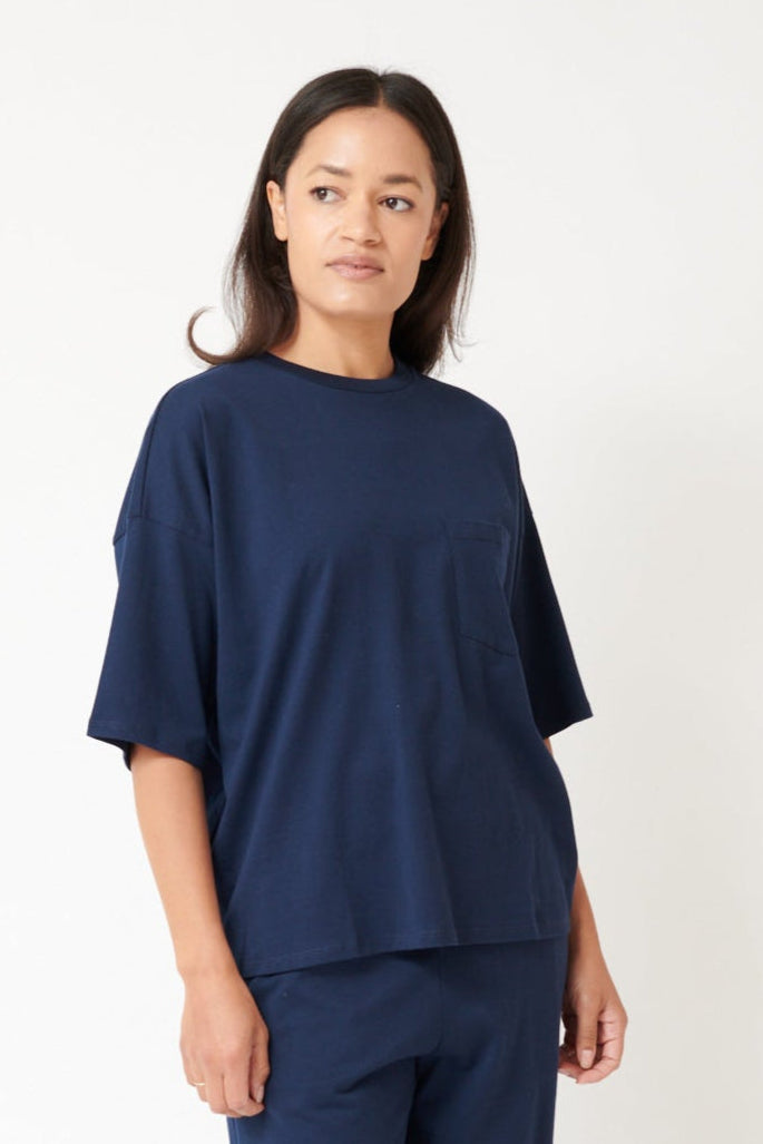 Amanda wearing Jamie Haller The Boxy Tee front view