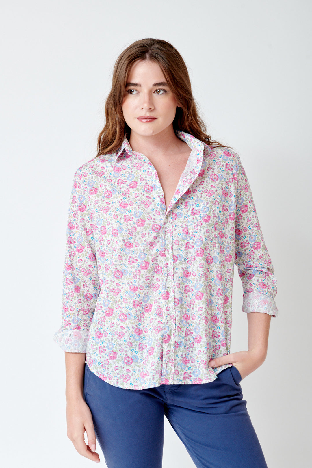 Julia wearing Frank & Eileen Eileen Relaxed Button Up Shirt front view