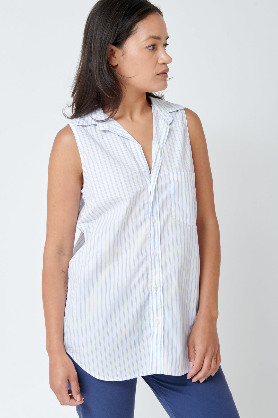 Amanda wearing Frank & Eileen Finley Sleeveless Shirt front view
