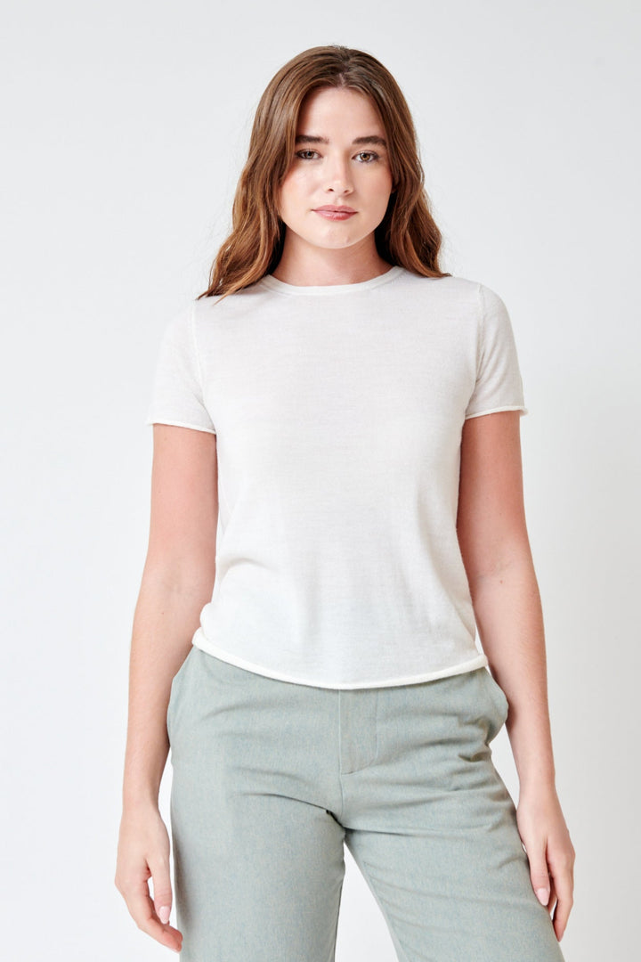 Julia wearing Lauren Manoogian Super Fine Baby Tee front view