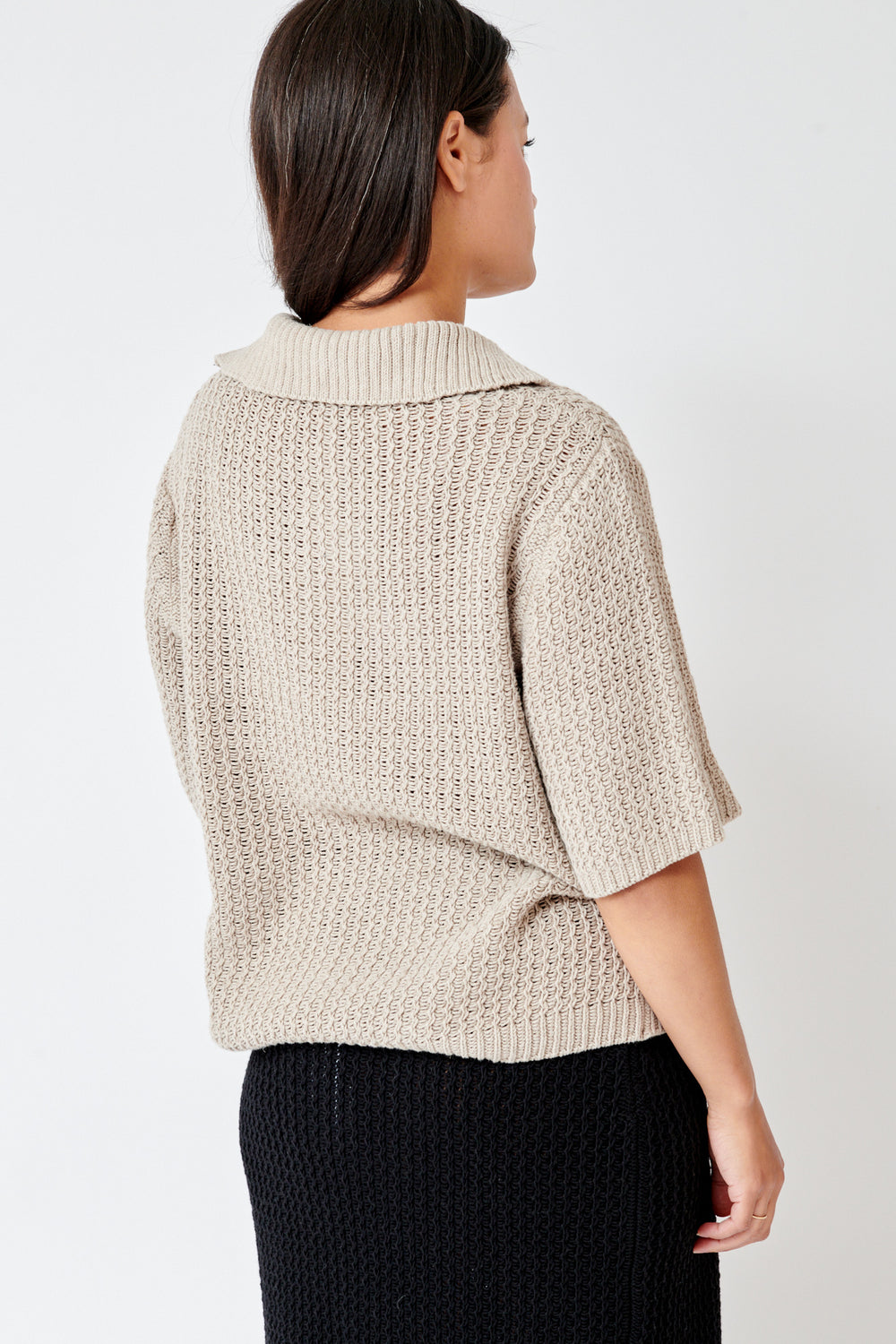 Amanda wearing Lauren Manoogian Rack Polo rear view