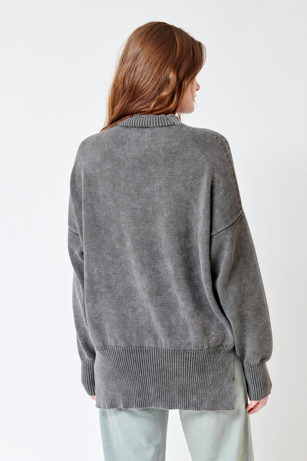 Julia wearing Lauren Manoogian Fade Crewneck rear view