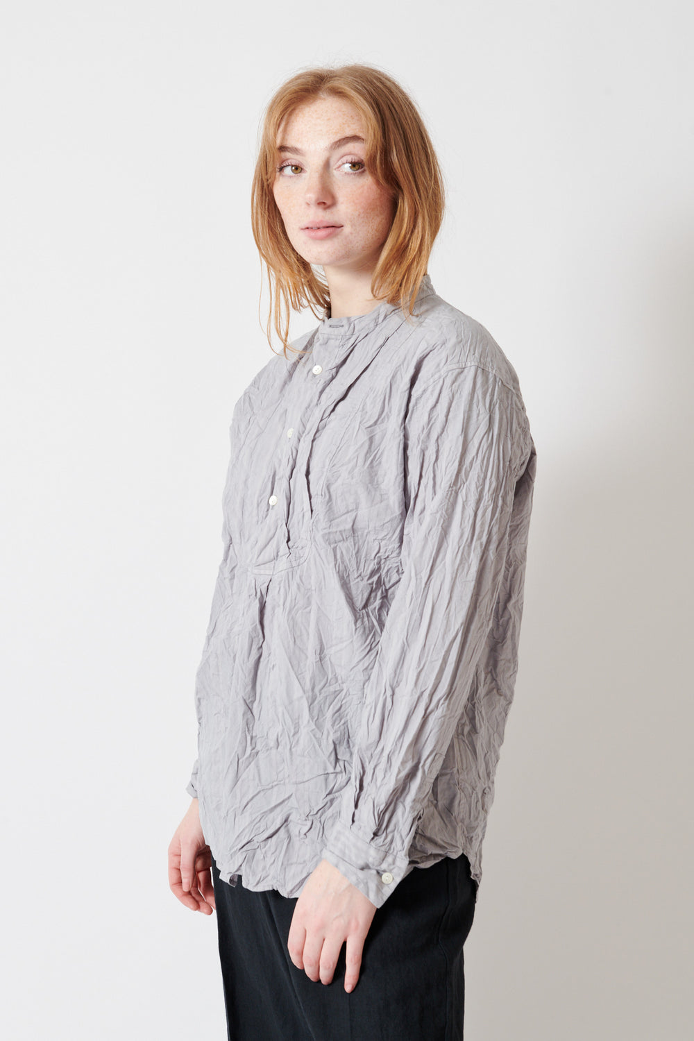 Waverly wearing Pas de Calais Cotton Dobby Front Pleat Shirt front view
