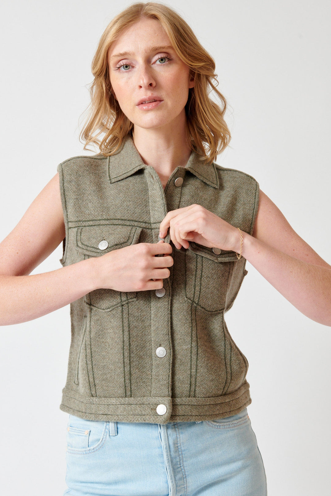 Madi wearing KUJTEN Joss Vest front view