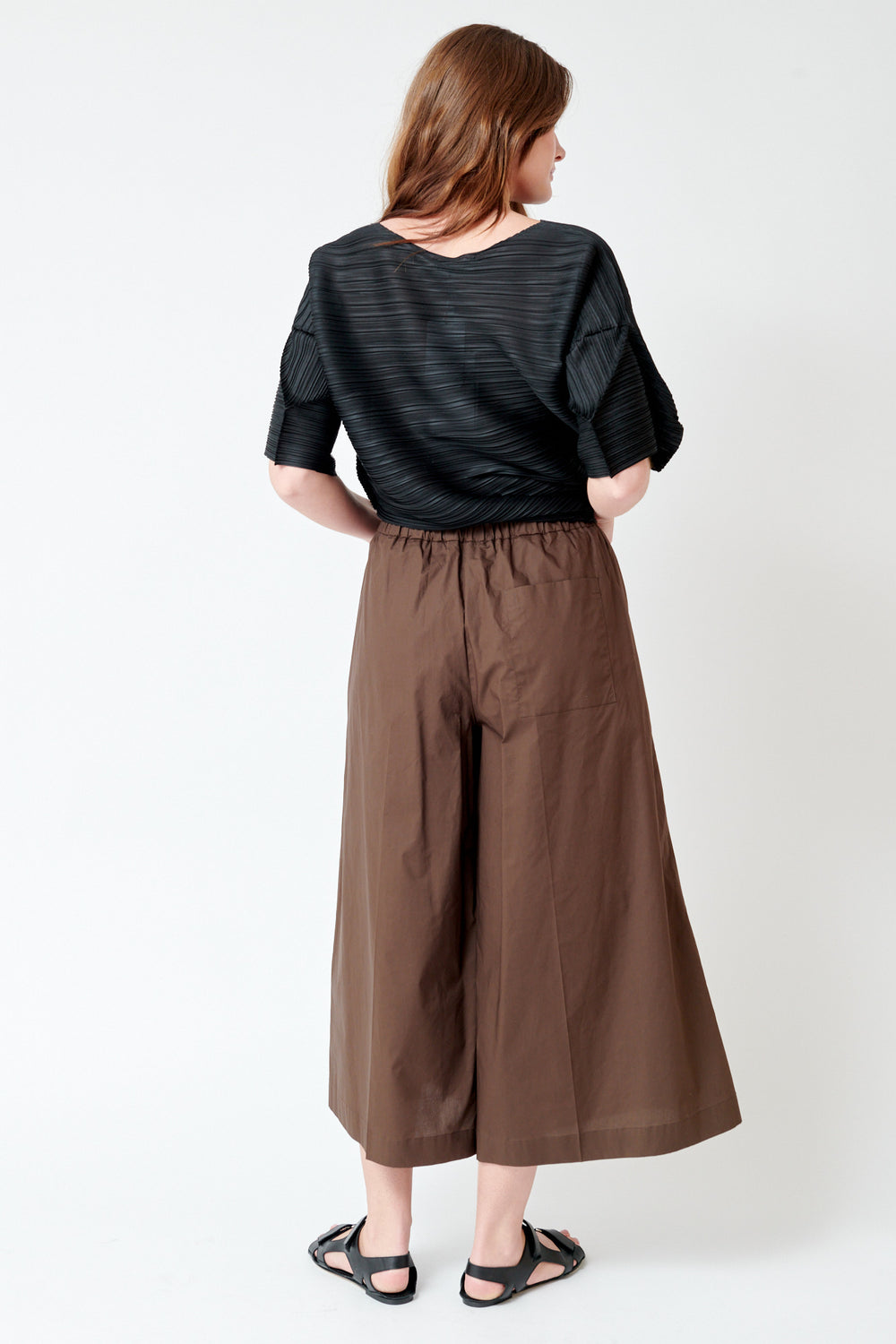 Julia wearing Meimeij Cotton Elasticated Back Gaucho rear view