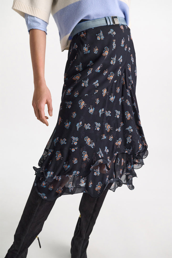 Model wearing Dorothee Schumacher Airy Daydream Skirt front view