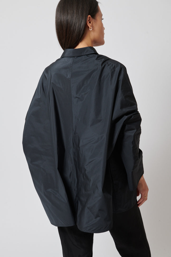 Amanda wearing Sofie D'Hoore Binan Long Sleeve Shirt With 2 Side Pockets rear view