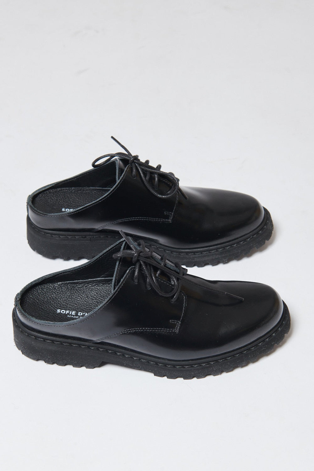 Flat lay of Sofie D'Hoore Fay Brushed Glossy Leather Derby Mule side view