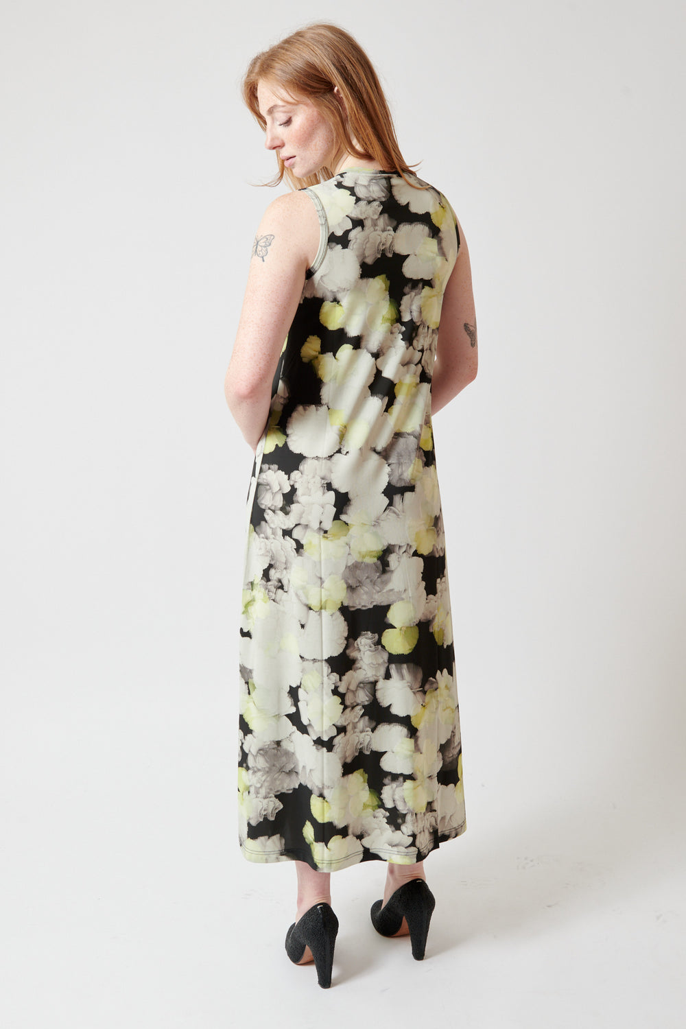 Waverly wearing Christian Wijnants Dalmanu Sleeveless Jersey Dress rear view