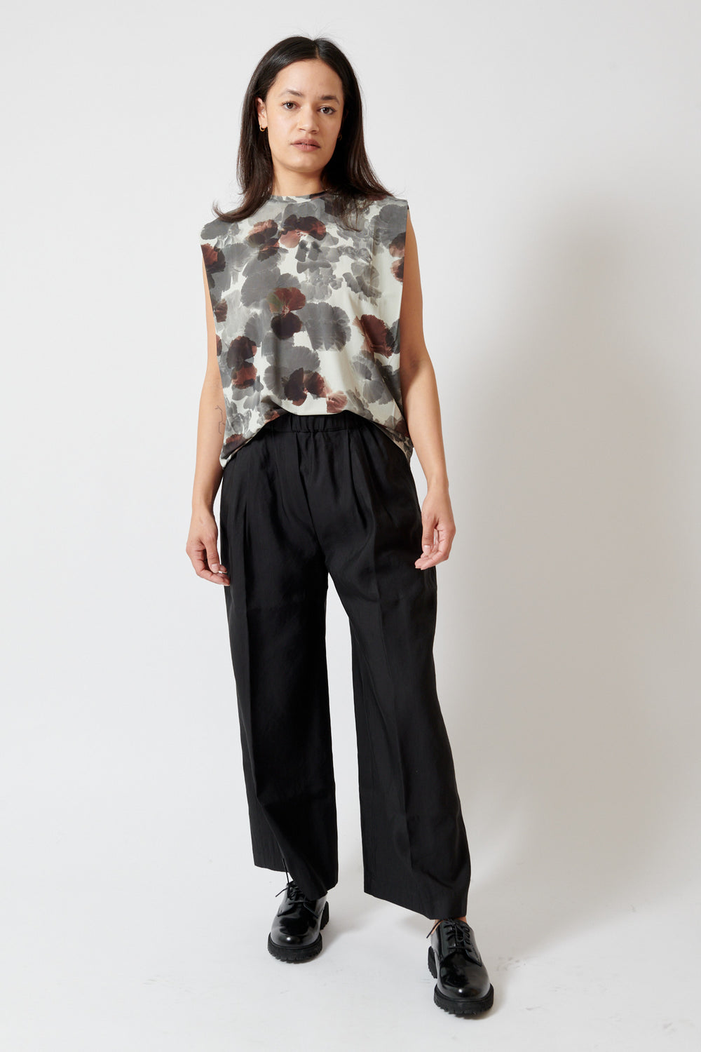Amanda wearing Christian Wijnants Pima Wide Leg Cropped Elastic Waist Pants front view
