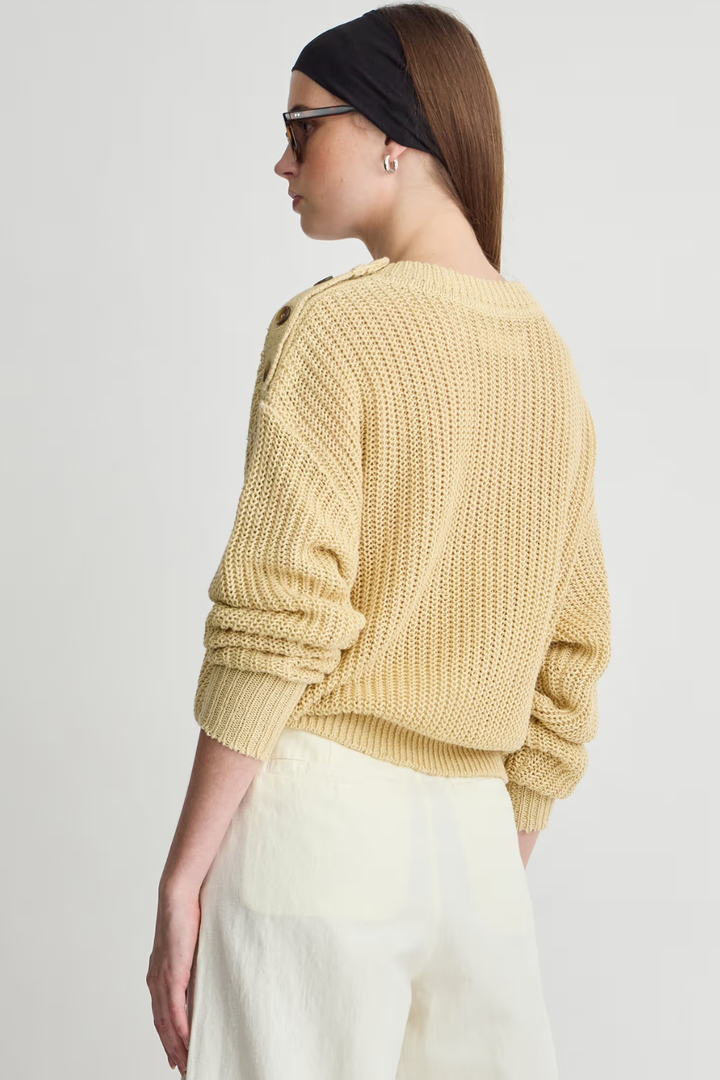 Model wearing Apiece Apart Weekend Crew rear view
