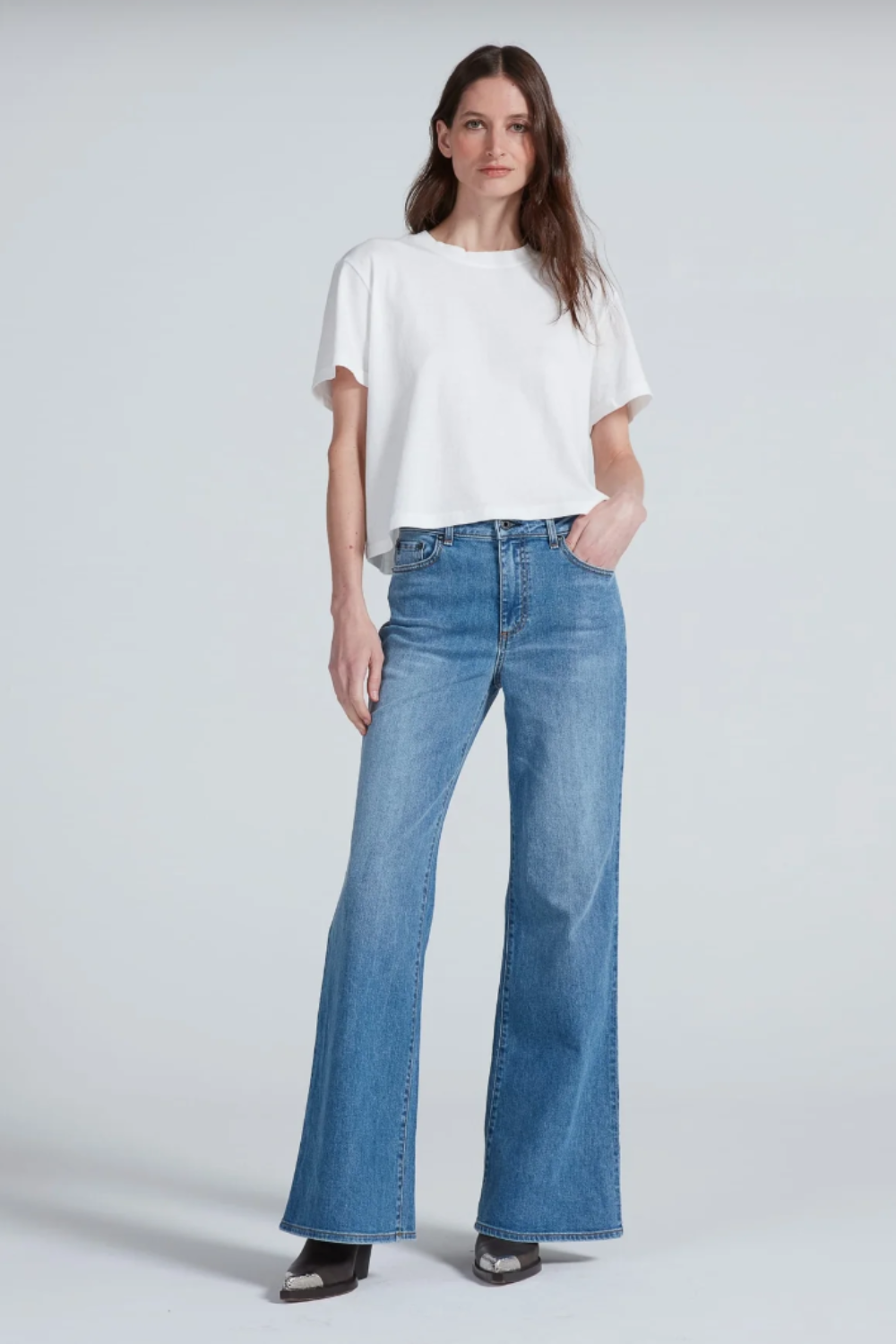 Model wearing ASKK NYC Bailer jean for Grethen House