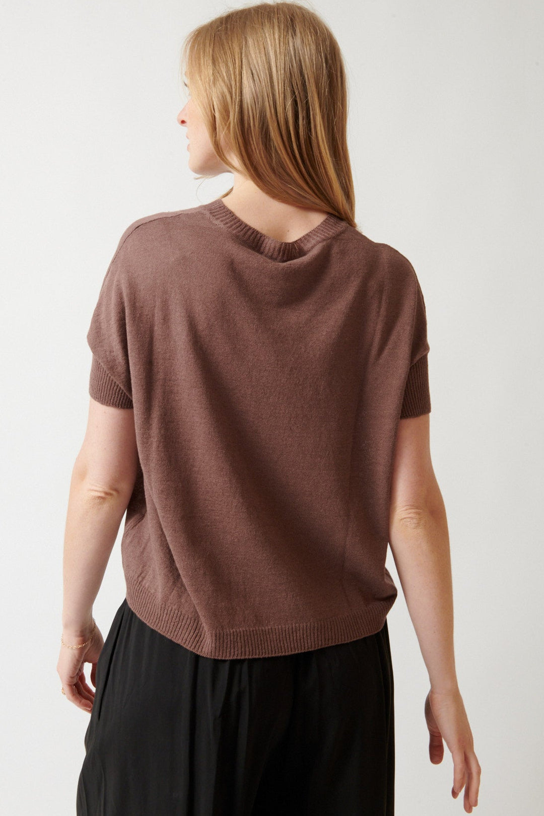 Madi wearing Base Linen Cotton Round Neck Top rear view