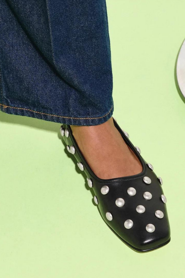 Model wearing Frēda Salvador Jessie Ballet Flat 