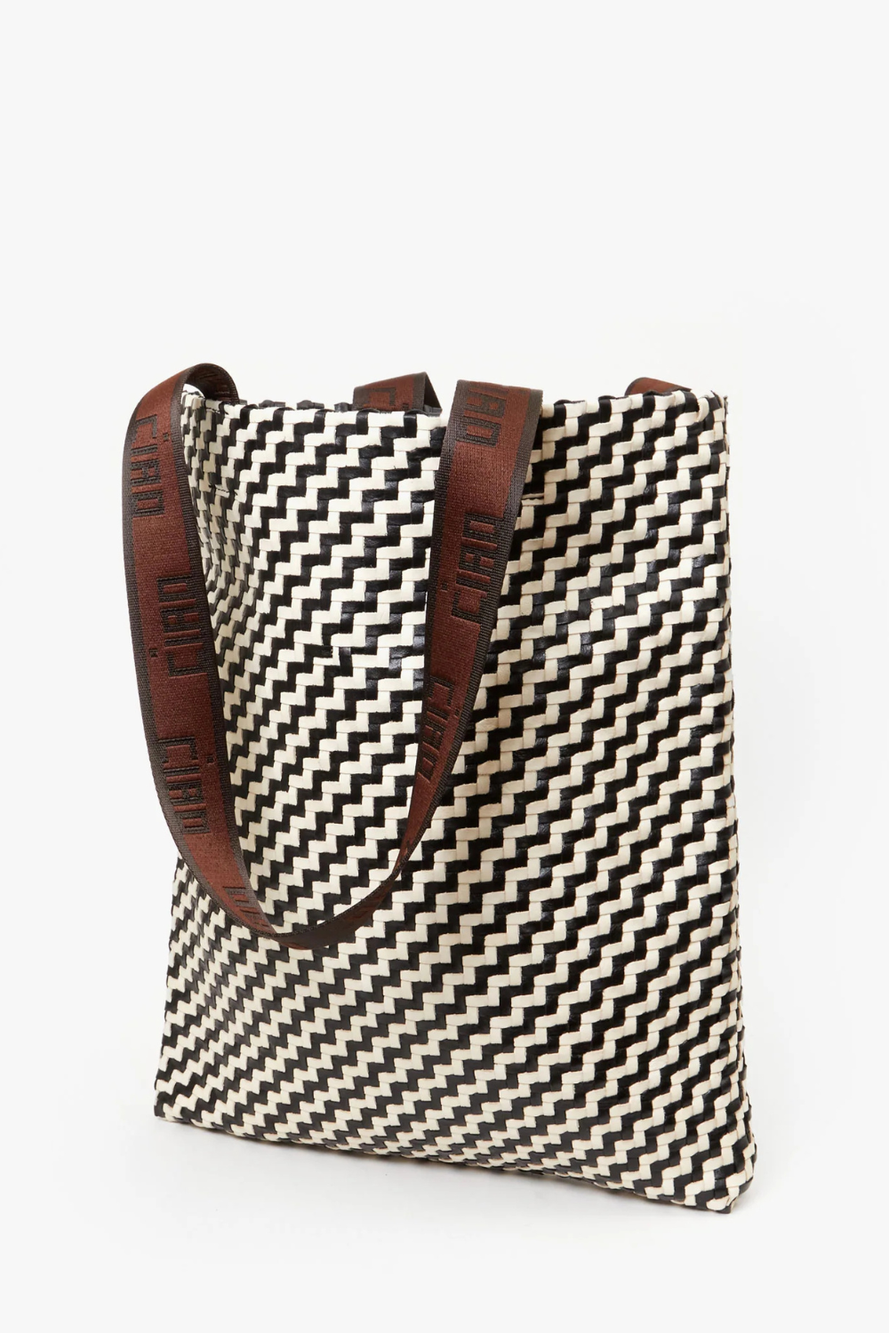flat lay of Clare V. Carryall front view 