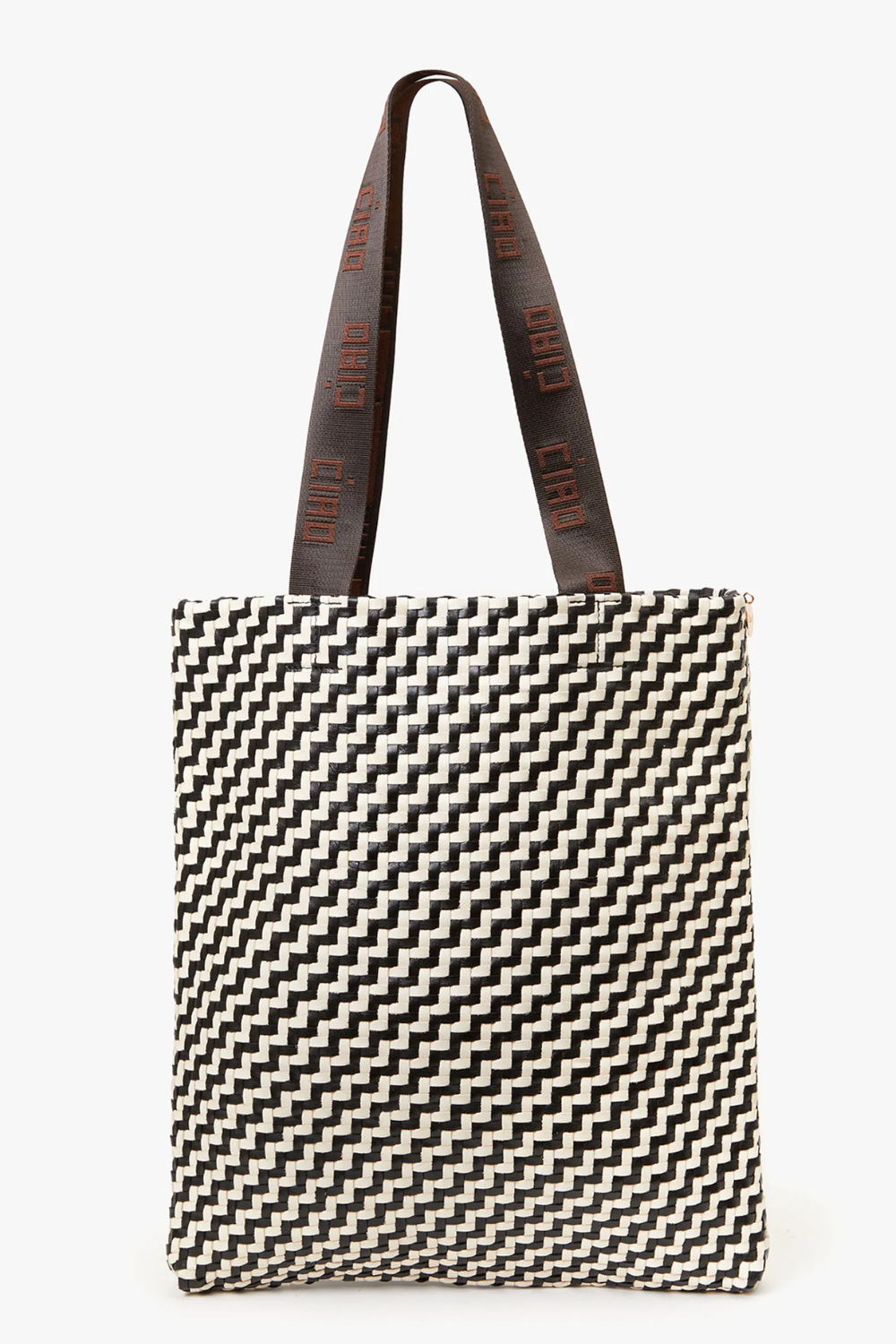 flat lay of Clare V. Carryall front view 