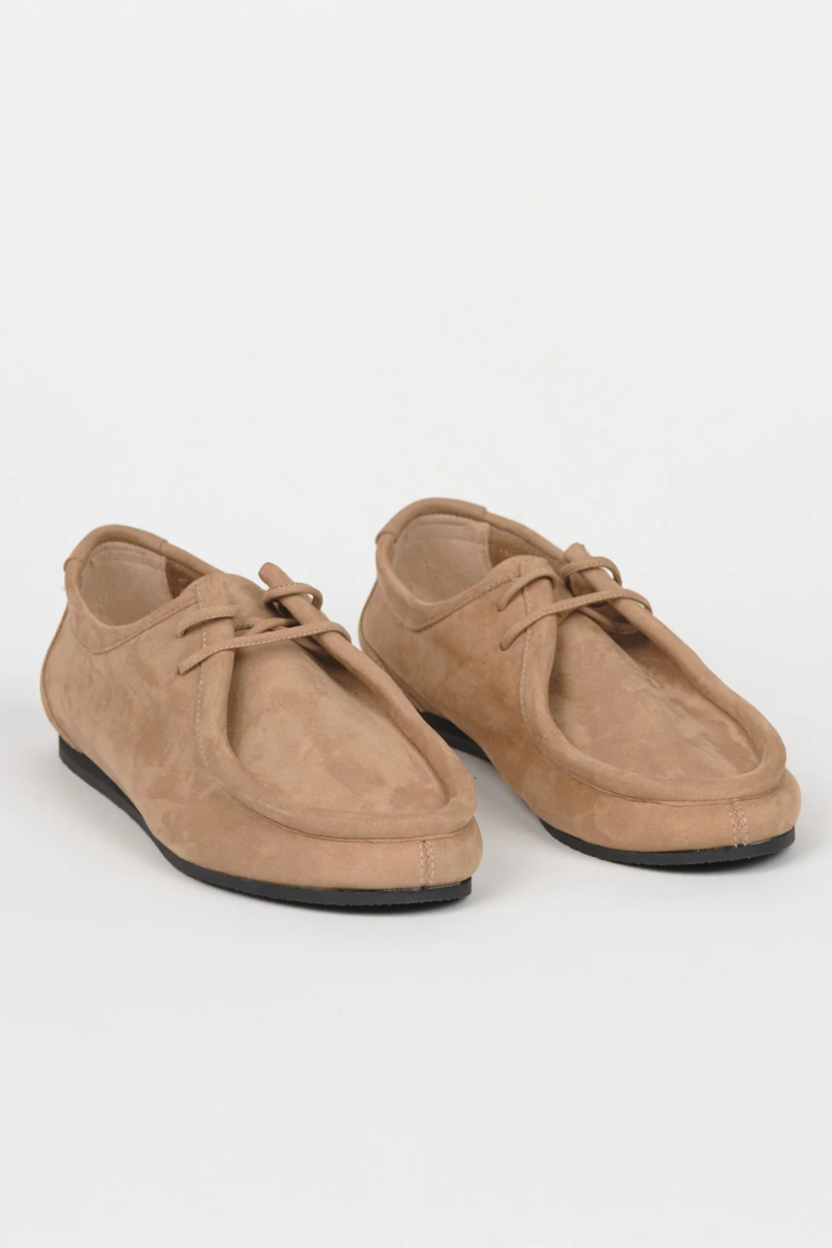 Flat lay of Jamie Haller The Chukka In Suede front view