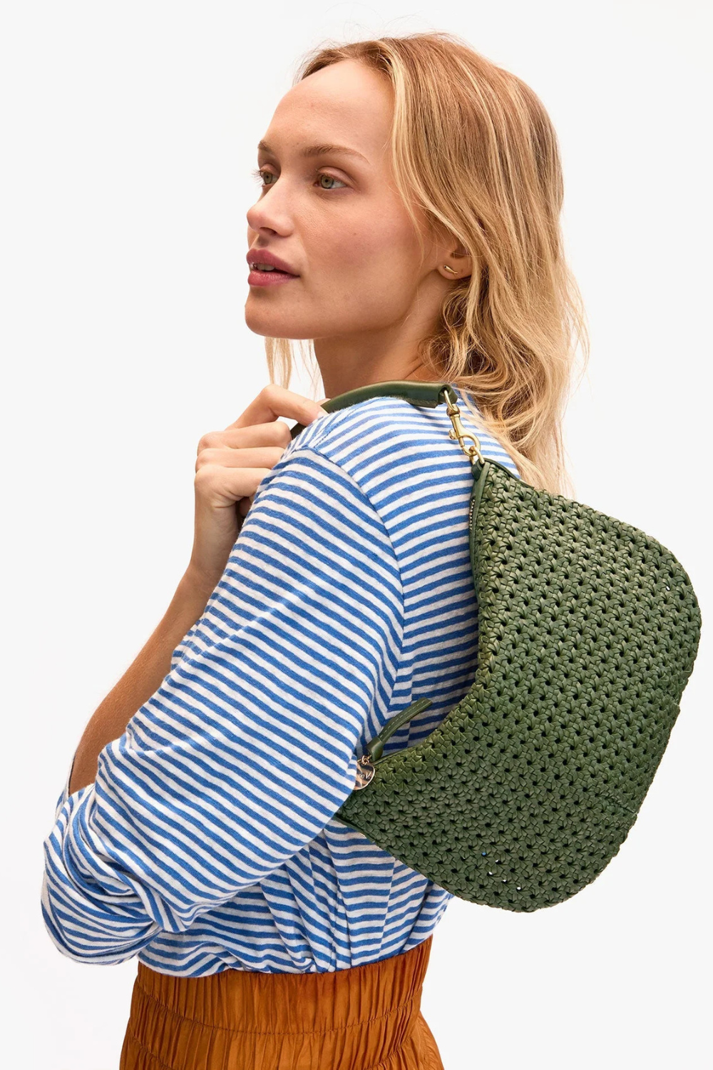 Model wearing Clare V. Petit Moyen Messenger front view