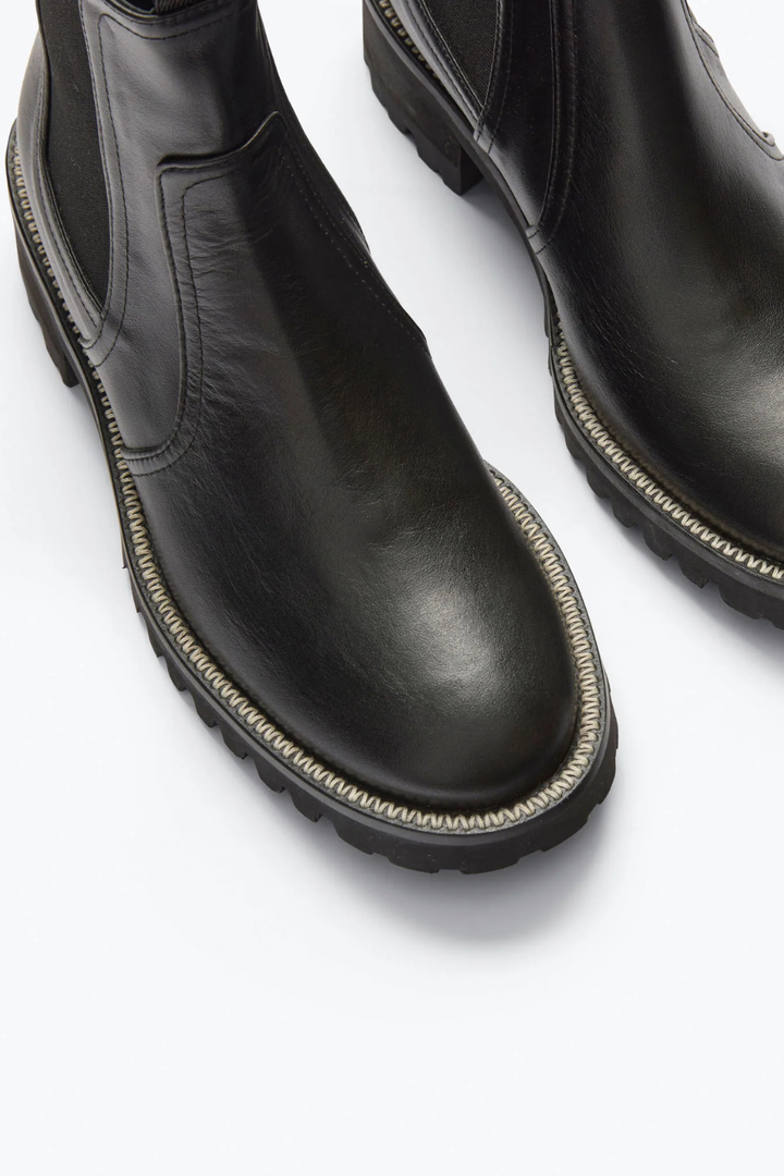 Flat lay of Frēda Salvador Bonnie Boot top view