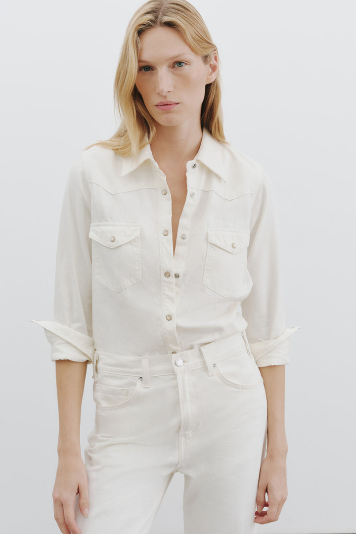 Model wearing Nili Lotan Travis Shirt front view