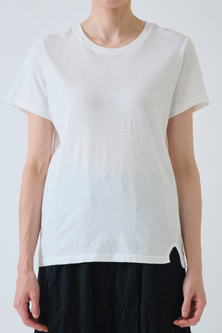 Model wearing Pas de Calais Recycle Jersey Classic T Shirt front view
