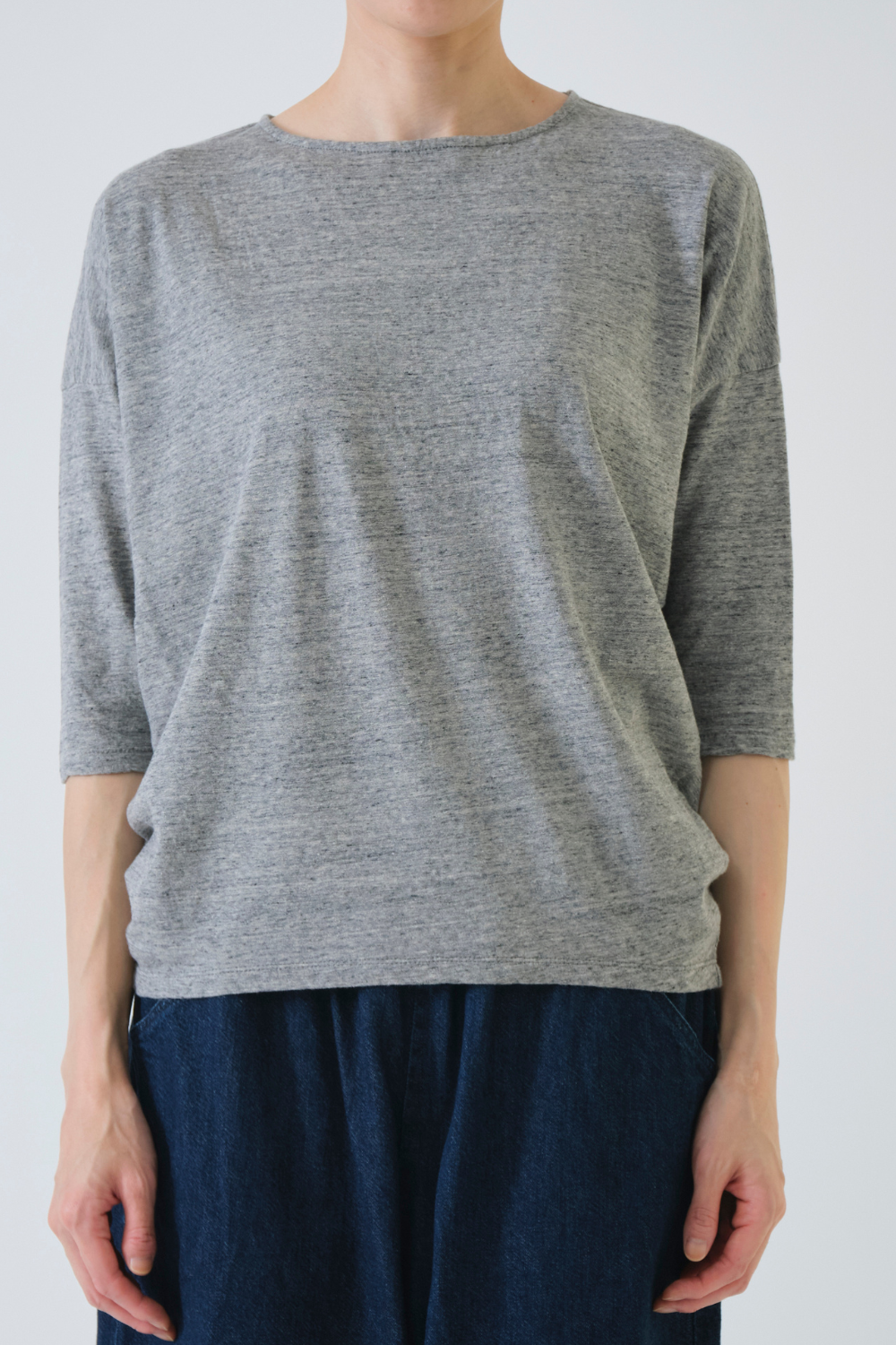 Model wearing Pas de Calais Washable Cotton Linen Crew Neck Pullover front view