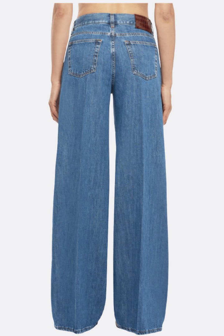 Model wearing PT Torino Cyndi Wide Leg Jean rear view