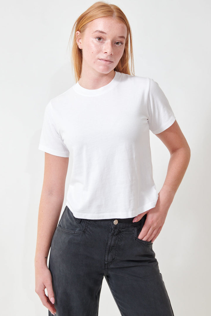 Aysia wearing Georgy Tee White front view view 