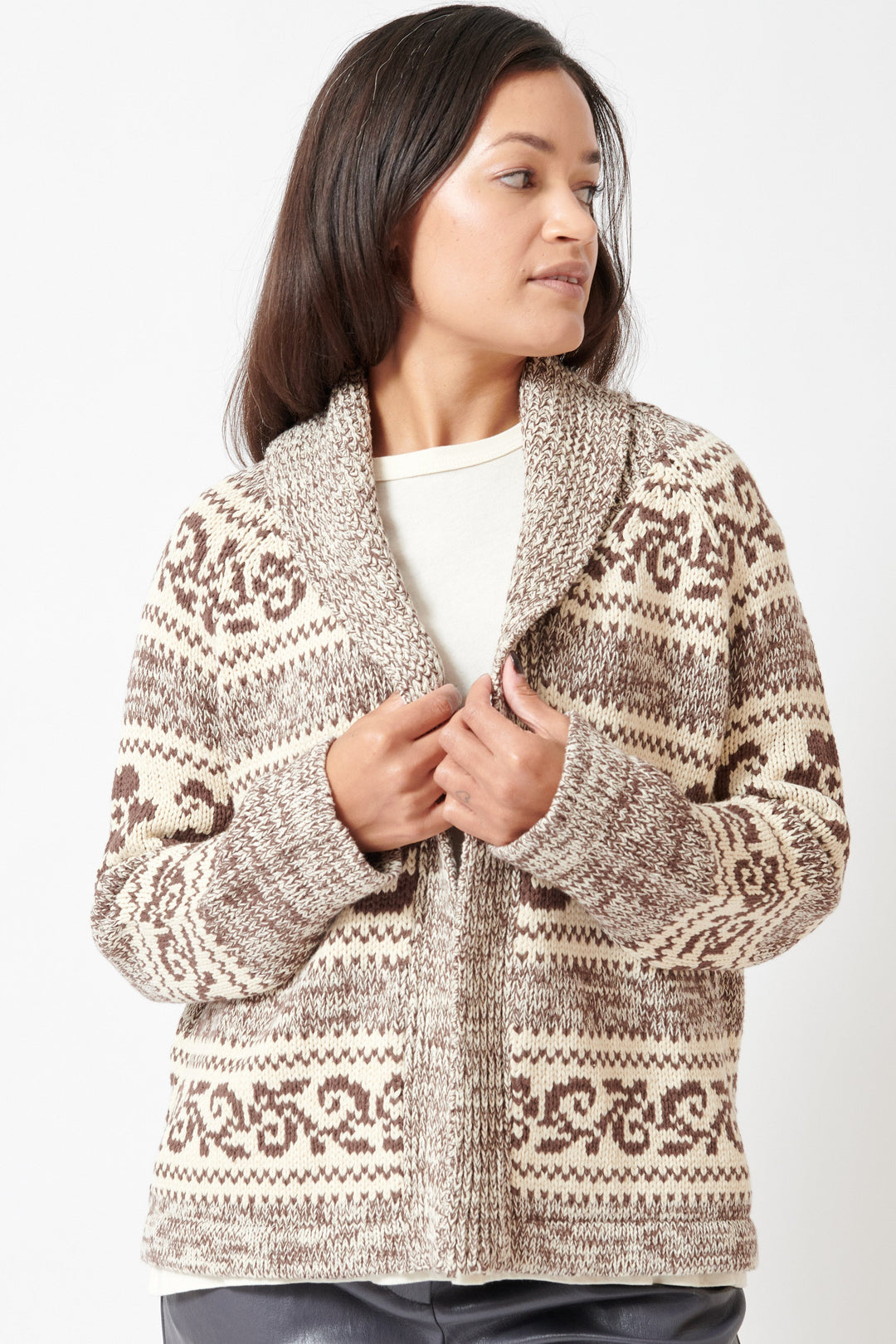 Model wearing The Great The Nordic Flower Lodge Cardigan front view