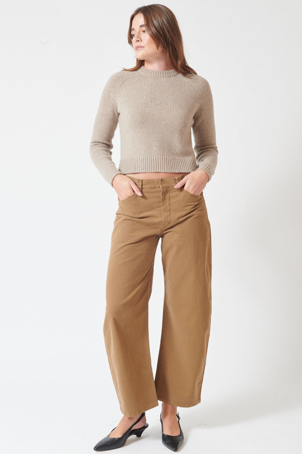 Julia wearing Nili Lotan Tribeca Pant front view