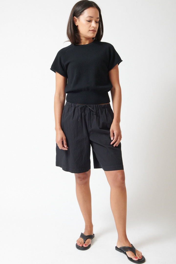 Amanda wearing Sablyn Gemma E Cinched Longer Short front view