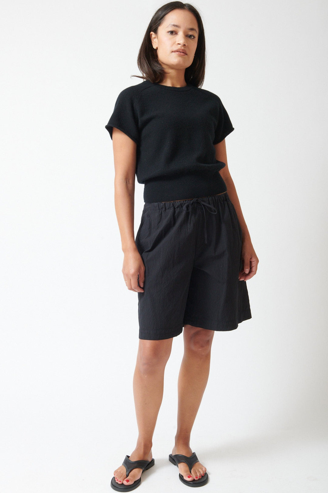 Amanda wearing Sablyn Gemma E Cinched Longer Short front view