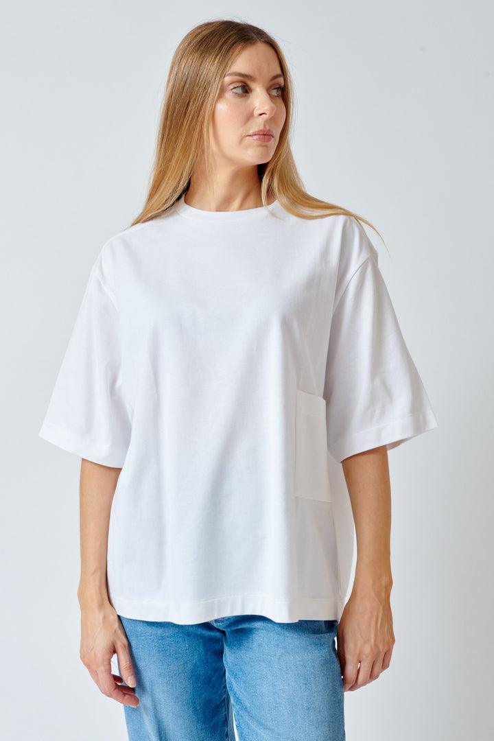 Mari wearing Tanaka The Boxy Tee front view