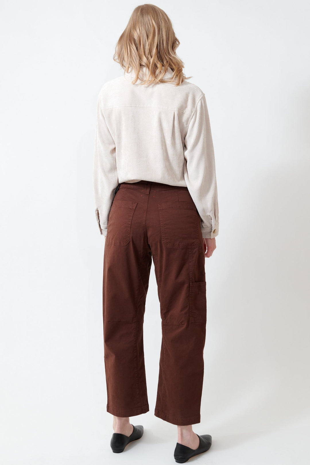 Madi wearing Xirena Rancho Pant rear view