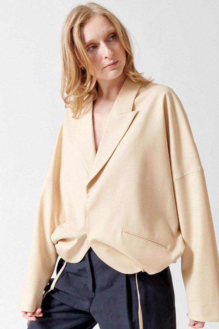 Madi wearing 6397 Relaxed Cardigan Blazer front view