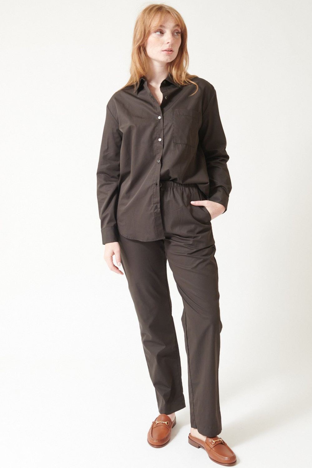 Waverly wearing LESET Yoshi Classic Tie Pant front view
