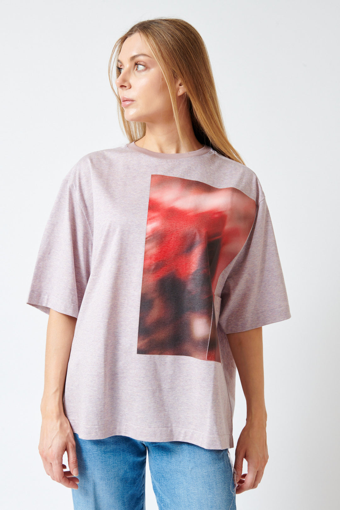 Mari wearing Tanaka The Boxy Tee front view