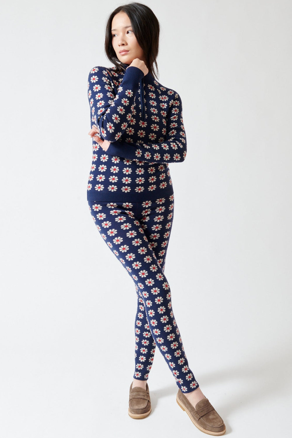 Lilly wearing The Great The Merino Legging front view