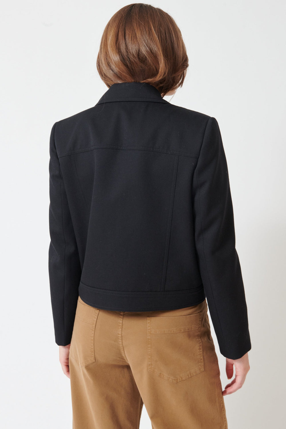 Julia wearing Nili Lotan Georgy Jacket rear view
