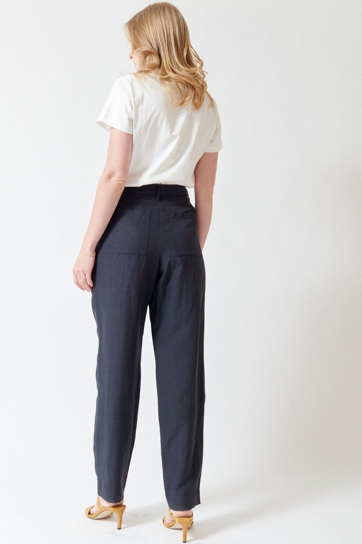 Madi wearing Dorothee Schumacher Summer Cruise Pants rear view
