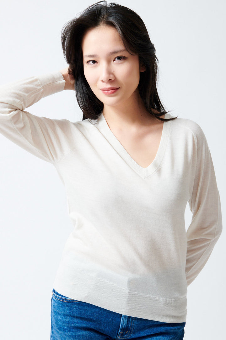 Lilly wearing White + Warren Superfine Merino Wool V Neck front view