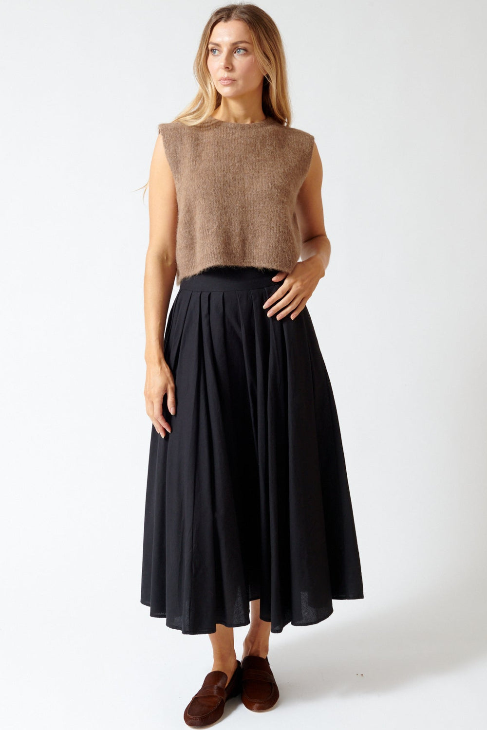 Mari wearing The Great The Regency Skirt front view