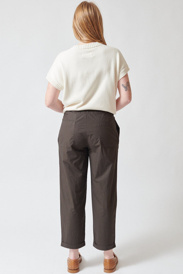 Waverly wearing Labo.Art Clara Pants rear view