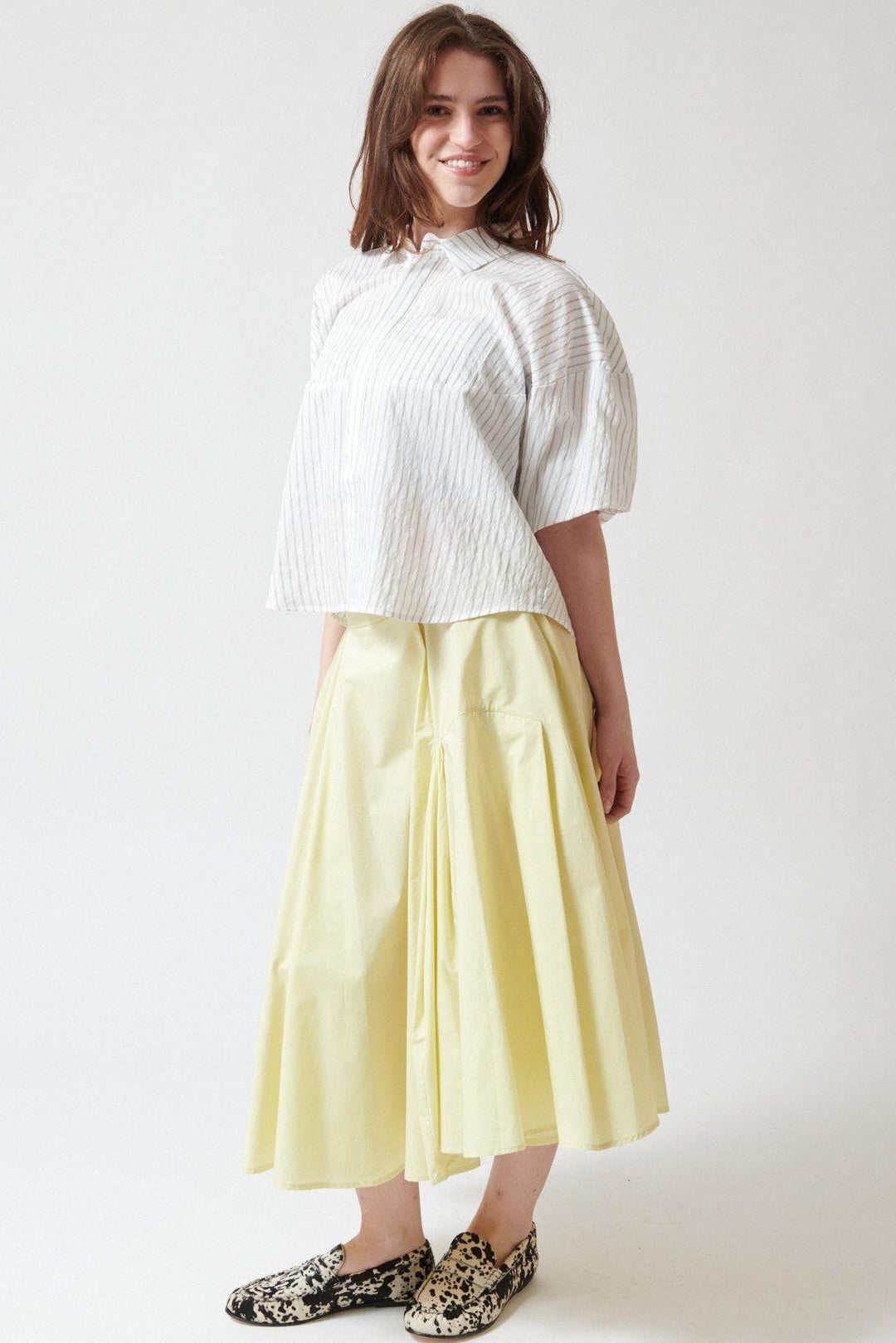 Sophie wearing Meimeij Cotton Poplin Cool Drink Skirt front view