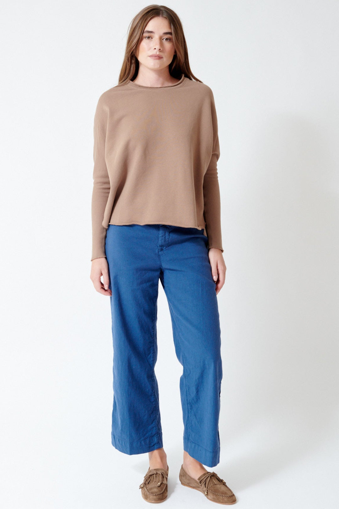 Julia wearing Frank & Eileen The Wexford Trouser, Summer Navy, front view.