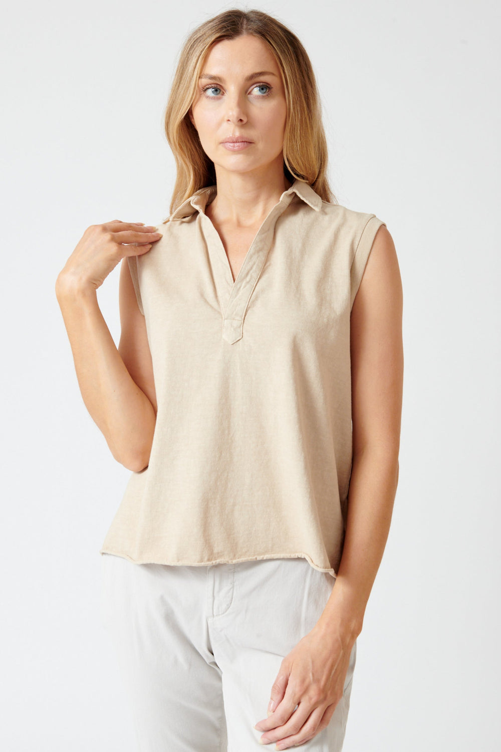Mari wearing Frank & Eileen Olivia Popover Collar Tank front view